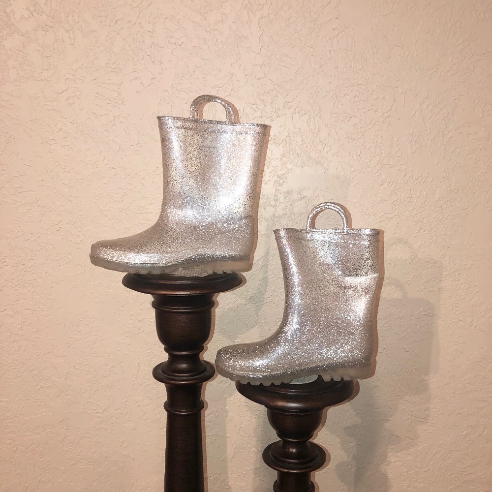 Girls rain boots